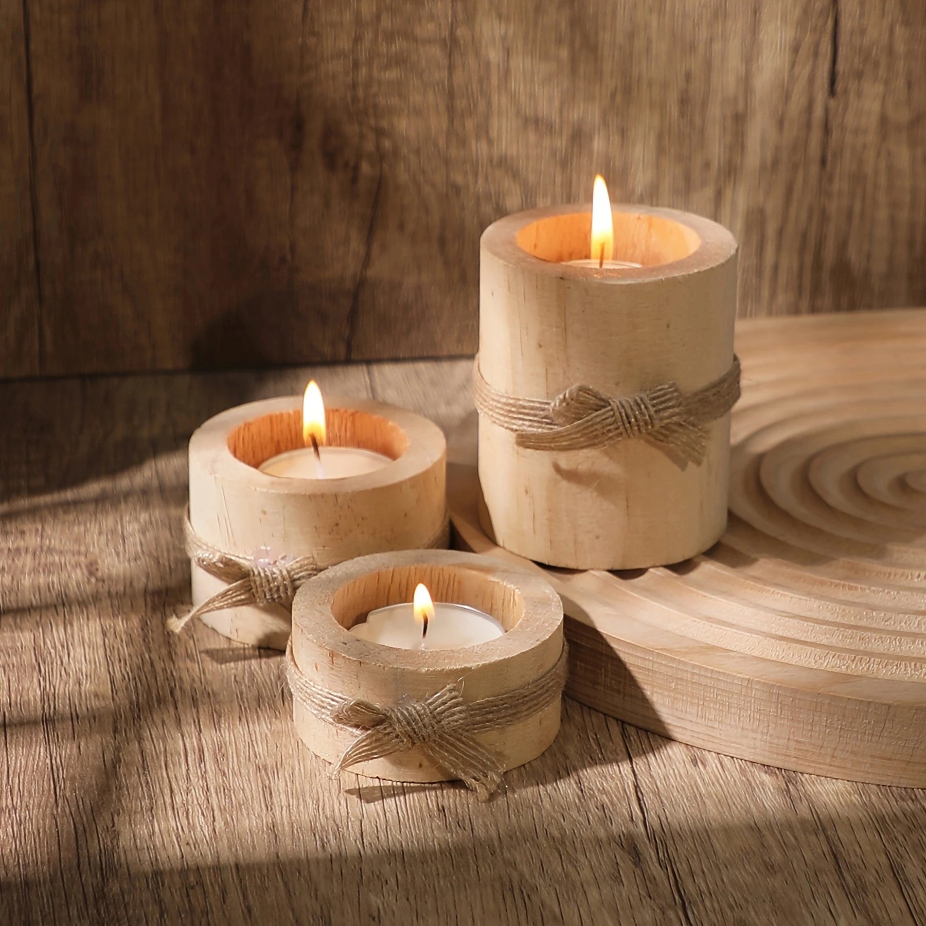 Kleiner kerzenständer aus holz